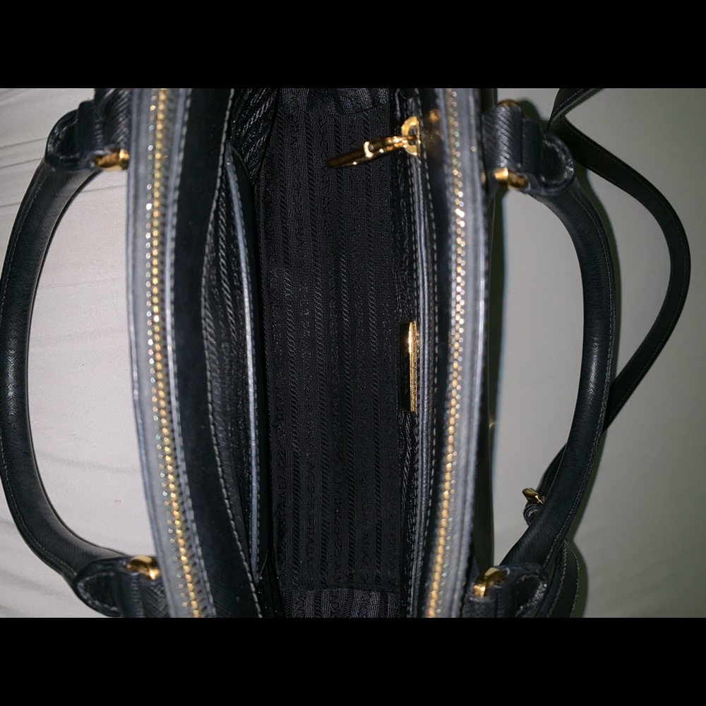Prada Galleria Small Saffiano Leather Bag - Picture 5 of 9